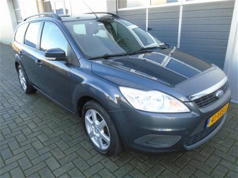 Ford Focus Wagon - 1.6 16V Comfort Airco, Cruise Distr.VV - 1