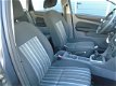 Ford Focus Wagon - 1.6 16V Comfort Airco, Cruise Distr.VV - 1 - Thumbnail