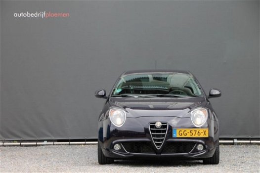 Alfa Romeo MiTo - 1.3 JTDm Exclusive - 80 pk *Navi / Leer / 18 inch - 1