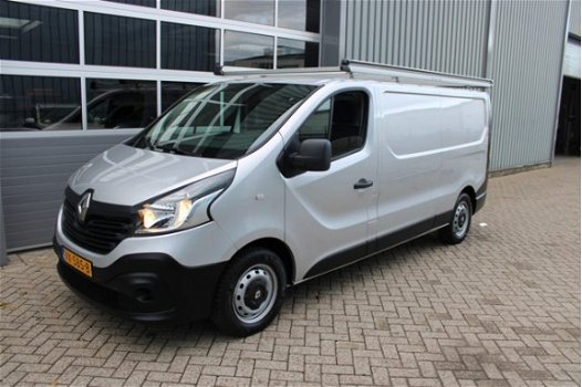 Renault Trafic - 1.6 dCi T29 L2H1 Comfort Imperiaal Trekhaak 3 Persoons - 1