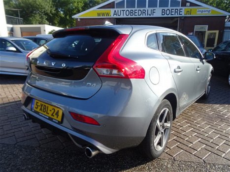 Volvo V40 - 2.0 D4 190pk R-Design Navi, Cruise Cntrl, PDC achter - 1