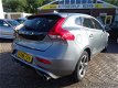 Volvo V40 - 2.0 D4 190pk R-Design Navi, Cruise Cntrl, PDC achter - 1 - Thumbnail