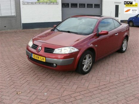 Renault Mégane coupé cabriolet - 2.0-16V Privilège Luxe - 1