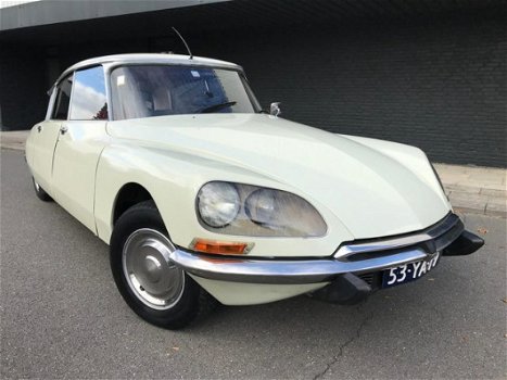 Citroën DS - D Special - 1