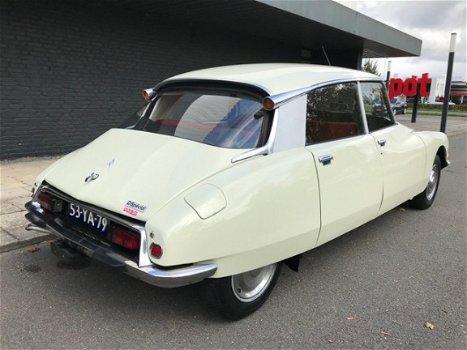 Citroën DS - D Special - 1