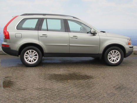 Volvo XC90 - 3.2 Momentum | Standverwarming | Trekhaak | Aanhangergewicht 2250 kg - 1