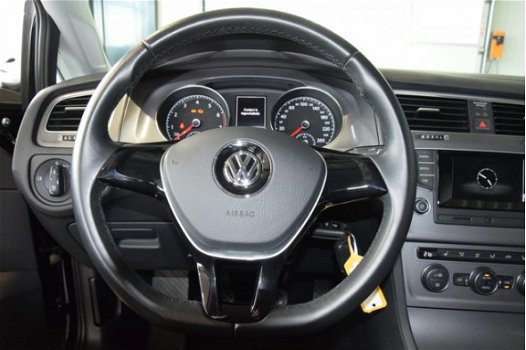 Volkswagen Golf - 1.2 TSI Business Edition Connected 5-DRS PDC Stoelverwarming Inruil Mogelijk - 1