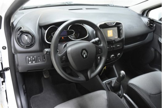 Renault Clio Estate - 1.5 DCI Expression [ Navi Airco Parkeerhulp ] - 1