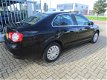 Volkswagen Jetta - 1.6 Comfortline 