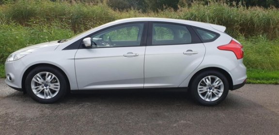 Ford Focus - 1.6 TI-VCT 125pk 5-deurs Titanium | Rijklaar prijs - 1