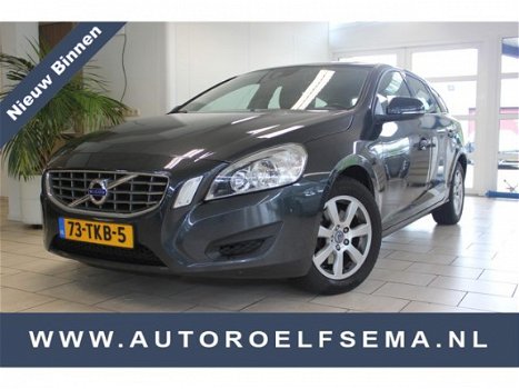 Volvo V60 - 1.6 T3 Business Pack Geartronic - 1