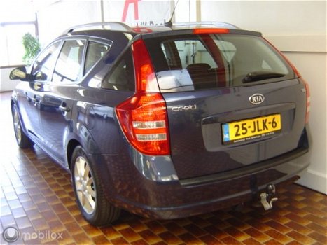 Kia Cee'd Sporty Wagon - 1.4 CVVT X-tra - 1