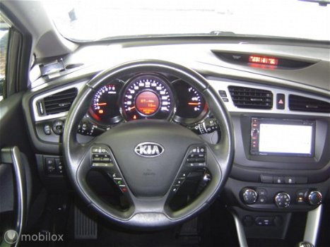 Kia Cee'd - 1.6 GDI Comfort Pack - 1