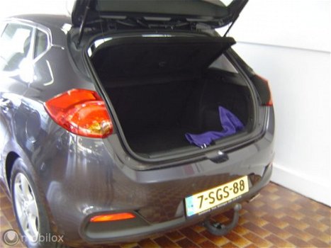 Kia Cee'd - 1.6 GDI Comfort Pack - 1