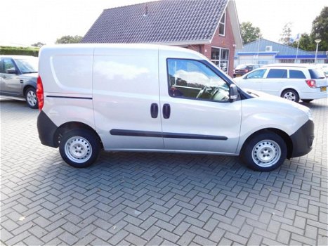 Opel Combo - 1.3 CDTi L1H1 ecoFLEX -- airco - 1