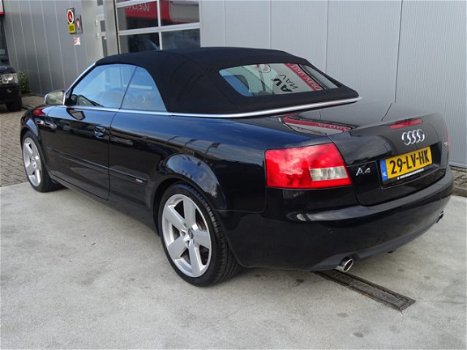 Audi A4 Cabriolet - 3.0 V6 Youngtimer, NL AUTO, EINDEJAARS ACTIE , Exclusive Aut S-Line, Leder - 1