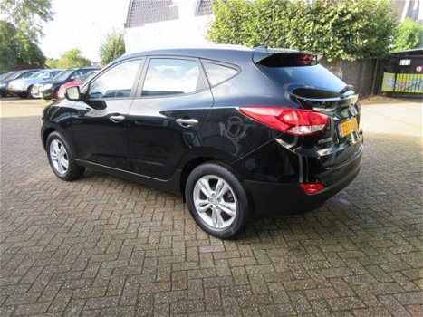 Hyundai ix35 - 1.6i GDI Style NAVIGATIE/ PARKEERSENSOREN/ DEALER ONDERHOUDEN - 1