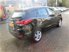 Hyundai ix35 - 1.6i GDI Style NAVIGATIE/ PARKEERSENSOREN/ DEALER ONDERHOUDEN