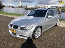 BMW 3-serie Touring - 330d Dynamic Executive /M pakket/Panodak/19inch breedset
