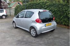 Toyota Aygo - 1.0-12V