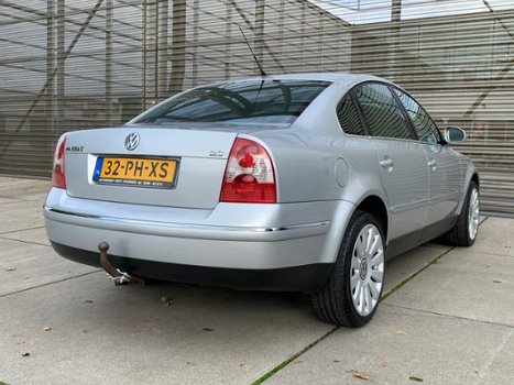 Volkswagen Passat - 2.0-20V Arctic AIRCO - 1