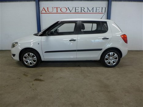 Skoda Fabia - 1.2 TSI 86pk Arctic, airco, lage km-stand 1e eigenaar - 1