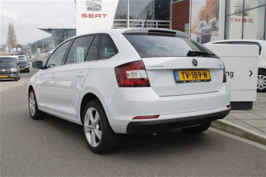 Skoda Rapid Spaceback - 1.0 TSI 95pk Clever Climate Navigatie DAB - 1