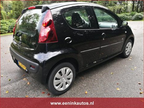 Peugeot 107 - 1.0 Envy 2013 APK tot 09-2021 - 1