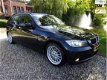 BMW 3-serie Touring - 320d PANO/airco/XENON/cruise *apk:09-2020 - 1 - Thumbnail