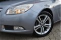 Opel Insignia - 1.6 Business | Navigatie | 18 Inch | Parkeer Sensoren | - 1 - Thumbnail