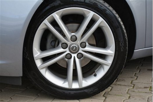 Opel Insignia - 1.6 Business | Navigatie | 18 Inch | Parkeer Sensoren | - 1