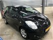 Toyota Yaris - 1.3 VVTi Luna keyless airco pdc full option - 1 - Thumbnail