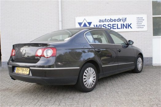 Volkswagen Passat - 2.0 TDI Comfortline // APK 01-03-2020 - 1