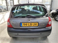 Renault Clio - 1.6-16V Initiale XENON/ STOELVERW./ AIRCO/ APK