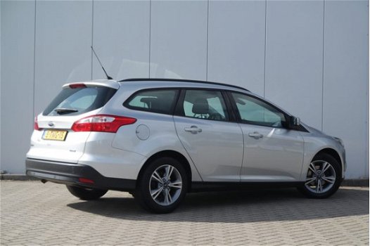 Ford Focus Wagon - 1.0 EcoBoost Edition 100 PK | Navigatie | Parkeersensoren achter | Cruise control - 1