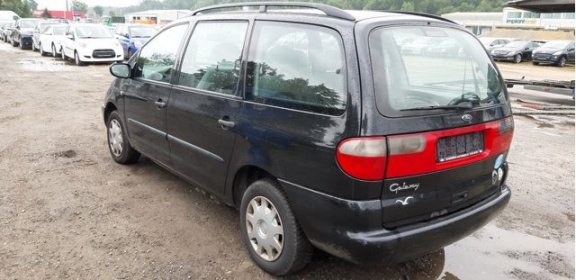 Ford Galaxy - 2.0i - 1