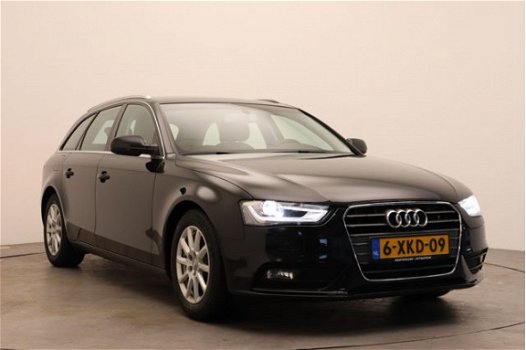 Audi A4 Avant - 2.0 TDI Pro Line Cruise, PDC, Trekhaak - 1