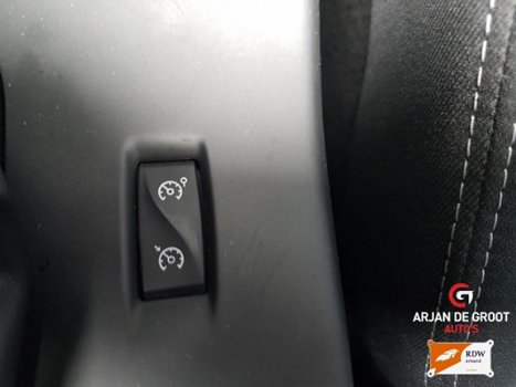 Renault Mégane - 1.6 110PK Airco Cruise Keyless LM velgen - 1