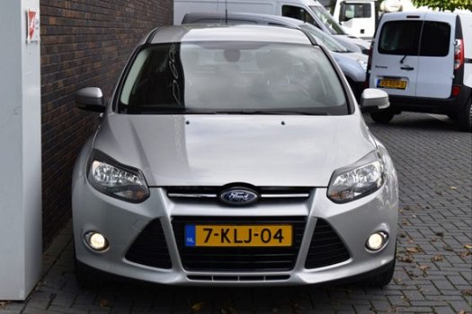 Ford Focus Wagon - 1.6 150PK ECC LEDER LM VELGEN NAVIGATIE CRUISE CD CV+AB - 1