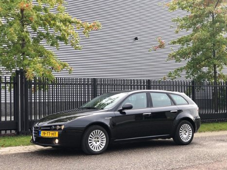 Alfa Romeo 159 Sportwagon - 1.8 mpi Impression Navi, Clima, Cruise, ElekRamen - 1