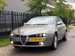Alfa Romeo 159 Sportwagon - 1.9 JTS Distinctive Clima, Cruise, Trekhaak, Xenon - 1 - Thumbnail