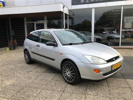 Ford Focus - 1.6-16V Trend SCHUIFDAK/LM VELGEN/NIEUWE APK - 1