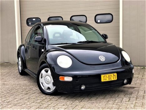 Volkswagen New Beetle - Highline - 1