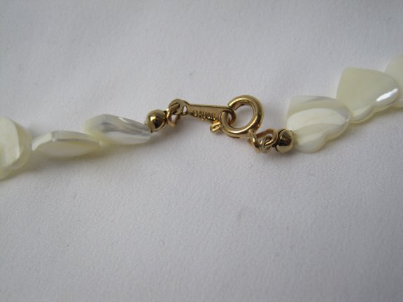 Ketting Avon parelmoer hartjes kralen 42.6 cm - Afbeelding 7
