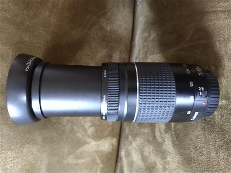 Canon EOS met grip, tassen en lenzen - 2