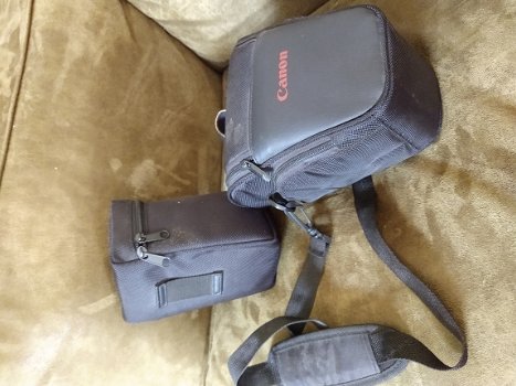 Canon EOS met grip, tassen en lenzen - 8
