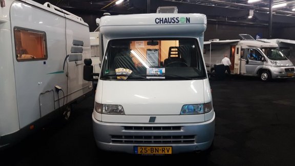 VERKOCHT Chausson Welcome W50 mooie compacte camper - 3