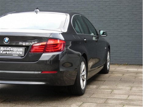 BMW 5-serie - 528i High Executive + - 1