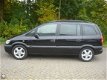 Opel Zafira - - 2.2 DTI airco Sport motor rookt - 1 - Thumbnail