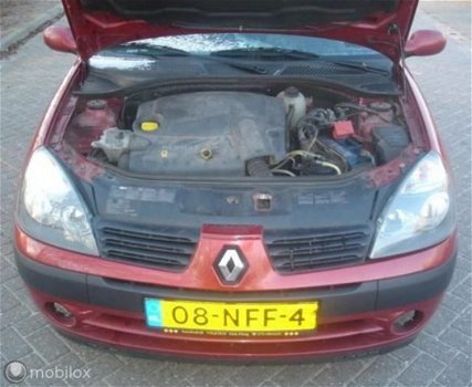 Renault Clio - - 1.5 DCI Authentique motor defect - 1